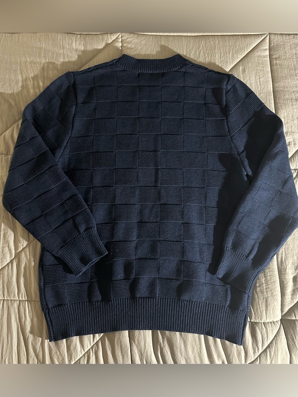 Louis Vuitton Damier Sweater - Picture 5 of 10